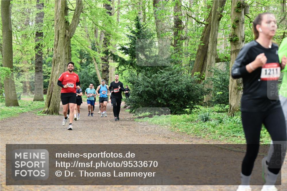 19.04.2026 - Hammer Lauf Dr. Thomas Lammeyer http://msf.ph/oto/9533670 19.04.2026 10:14:52 Laufen 298, 871, 1692, 1145, 1211 meine-sportfotos.de
