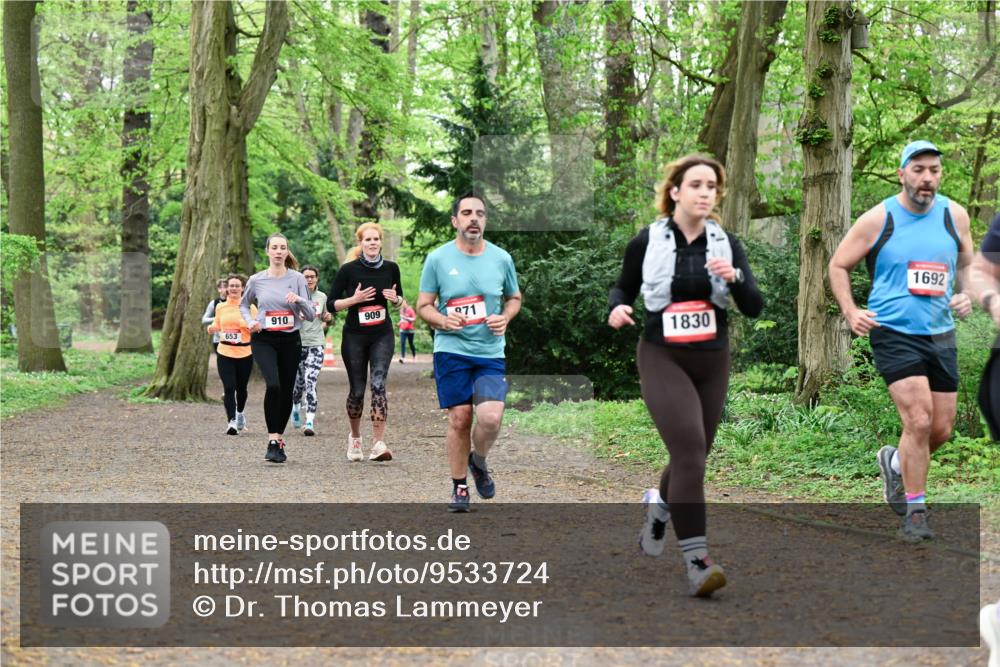19.04.2026 - Hammer Lauf Dr. Thomas Lammeyer http://msf.ph/oto/9533724 19.04.2026 10:15:01 Laufen 910, 909, 971, 653, 1830, 1692 meine-sportfotos.de