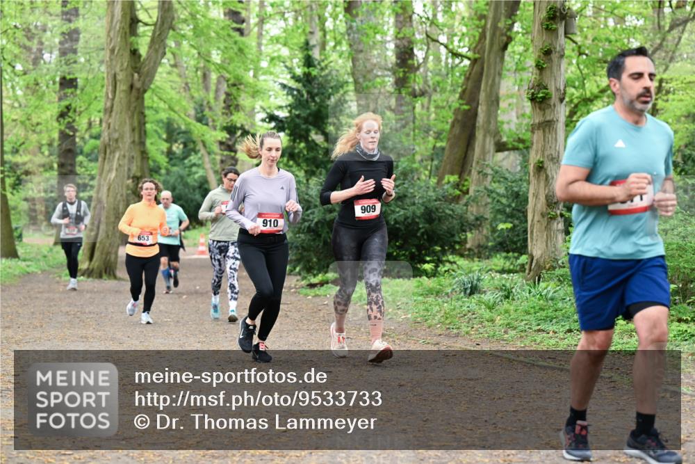 19.04.2026 - Hammer Lauf Dr. Thomas Lammeyer http://msf.ph/oto/9533733 19.04.2026 10:15:03 Laufen 653, 910, 909 meine-sportfotos.de