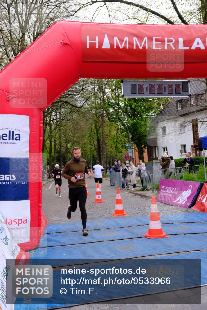 19.04.2026 - Hammer Lauf Tim E. http://msf.ph/oto/9533966 19.04.2026 10:35:32 Ziel 405, 422, 551, 600, 613, 806, 1182 meine-sportfotos.de