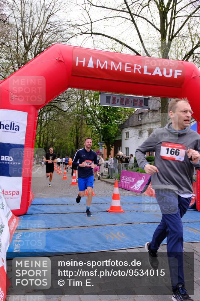 19.04.2026 - Hammer Lauf Tim E. http://msf.ph/oto/9534015 19.04.2026 10:36:04 Ziel 110, 166, 359, 498, 955, 1101, 1201, 1239, 1249, 1700, 1713 meine-sportfotos.de