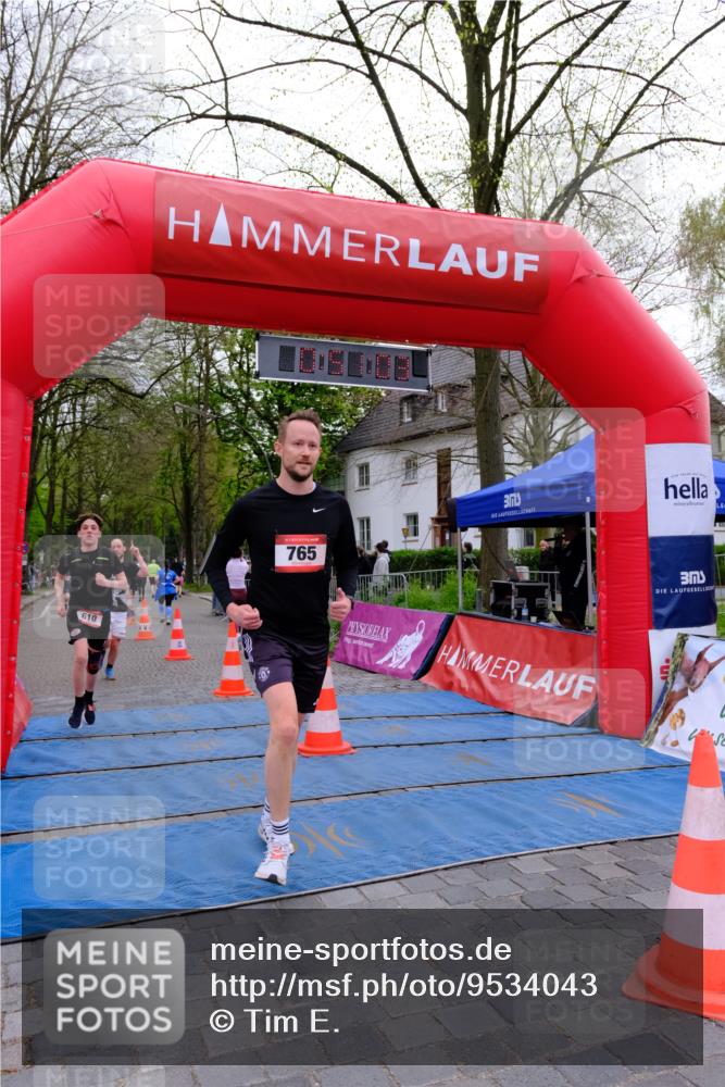 19.04.2026 - Hammer Lauf Tim E. http://msf.ph/oto/9534043 19.04.2026 10:36:11 Ziel 110, 254, 498, 610, 765, 955, 1142, 1249 meine-sportfotos.de