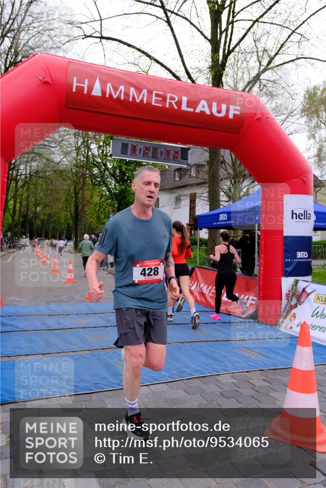19.04.2026 - Hammer Lauf Tim E. http://msf.ph/oto/9534065 19.04.2026 10:36:17 Ziel 254, 279, 428, 610, 651, 948, 1142, 1230 meine-sportfotos.de