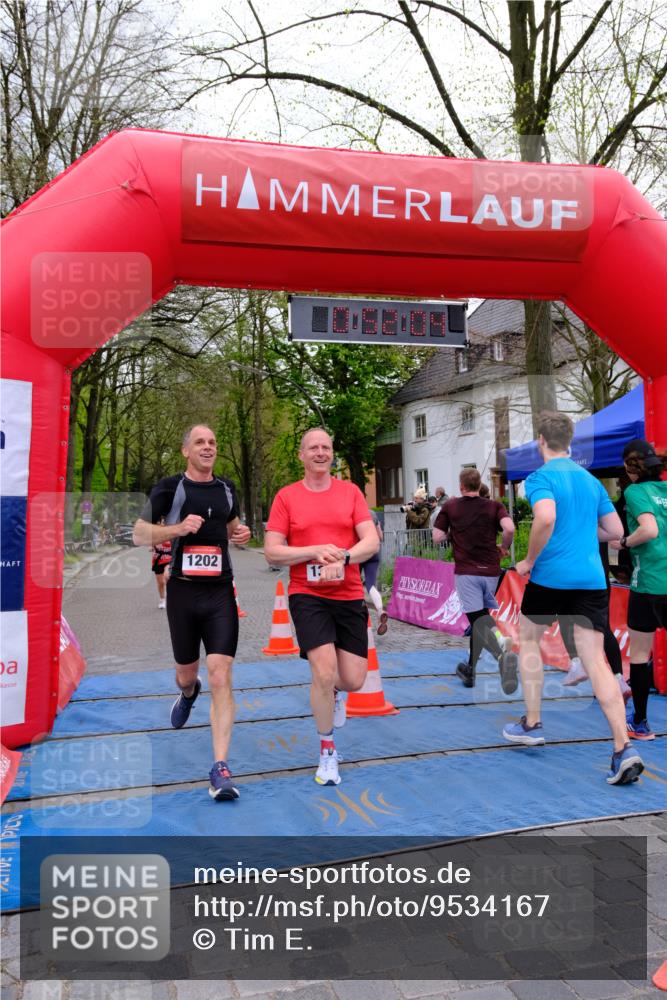19.04.2026 - Hammer Lauf Tim E. http://msf.ph/oto/9534167 19.04.2026 10:37:12 Ziel 227, 241, 324, 325, 1202, 1215, 1216, 1323, 1772 meine-sportfotos.de