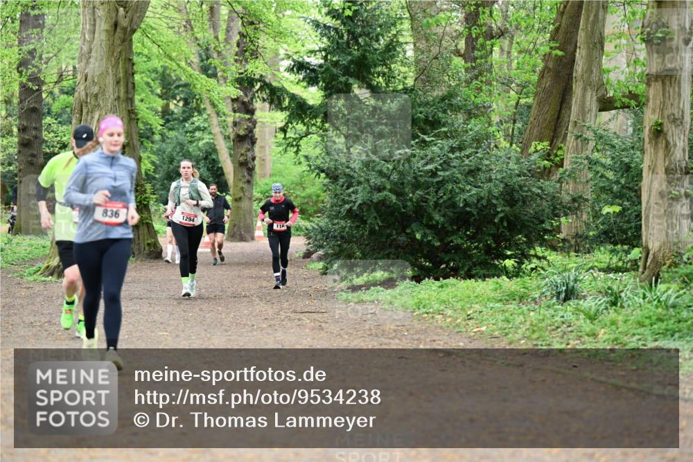 19.04.2026 - Hammer Lauf Dr. Thomas Lammeyer http://msf.ph/oto/9534238 19.04.2026 10:16:14 Laufen 836, 1294, 116 meine-sportfotos.de