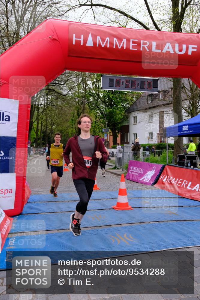 19.04.2026 - Hammer Lauf Tim E. http://msf.ph/oto/9534288 19.04.2026 10:38:18 Ziel 216, 305, 963, 1900, 1901, 1926 meine-sportfotos.de