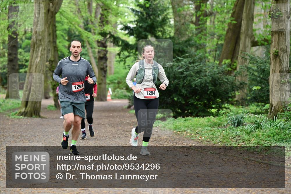 19.04.2026 - Hammer Lauf Dr. Thomas Lammeyer http://msf.ph/oto/9534296 19.04.2026 10:16:19 Laufen 1293, 1294 meine-sportfotos.de