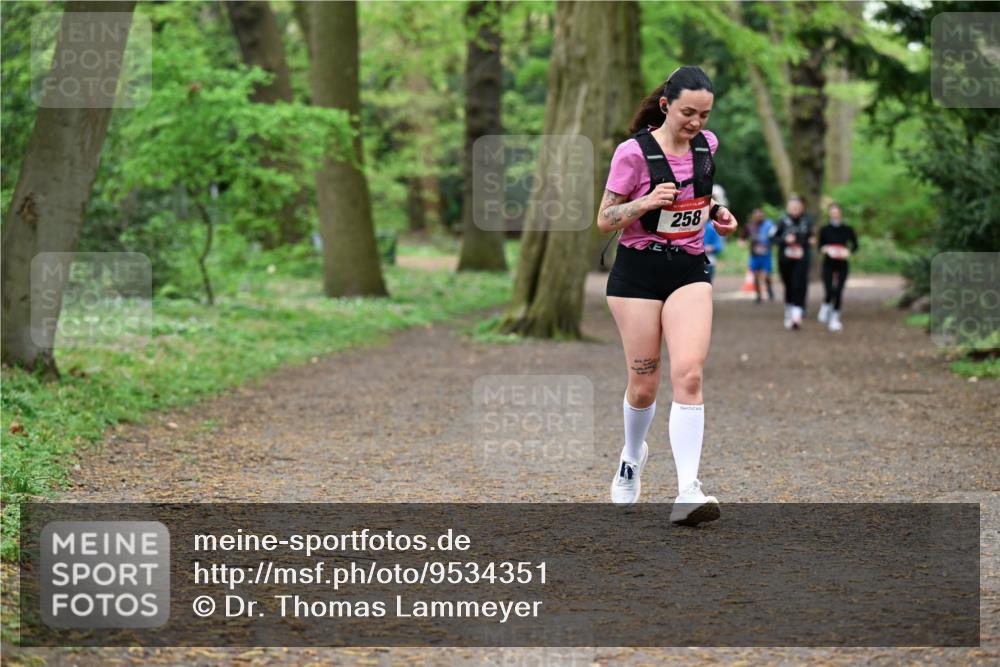 19.04.2026 - Hammer Lauf Dr. Thomas Lammeyer http://msf.ph/oto/9534351 19.04.2026 10:16:30 Laufen 258 meine-sportfotos.de