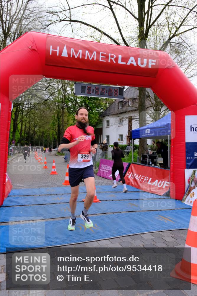 19.04.2026 - Hammer Lauf Tim E. http://msf.ph/oto/9534418 19.04.2026 10:39:36 Ziel 228, 329, 1074, 1896 meine-sportfotos.de