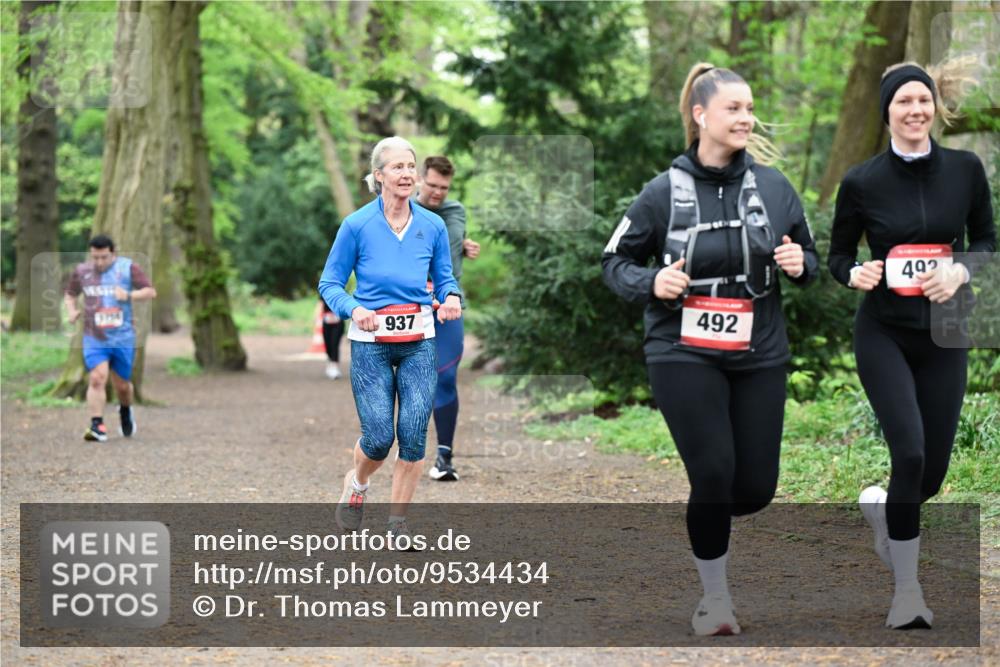 19.04.2026 - Hammer Lauf Dr. Thomas Lammeyer http://msf.ph/oto/9534434 19.04.2026 10:16:42 Laufen 1766, 937, 492, 492 meine-sportfotos.de