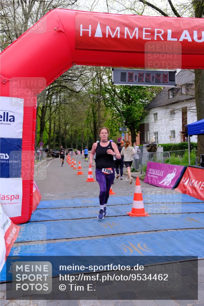 19.04.2026 - Hammer Lauf Tim E. http://msf.ph/oto/9534462 19.04.2026 10:39:56 Ziel 107, 274, 275, 907, 1021, 1204, 1708 meine-sportfotos.de