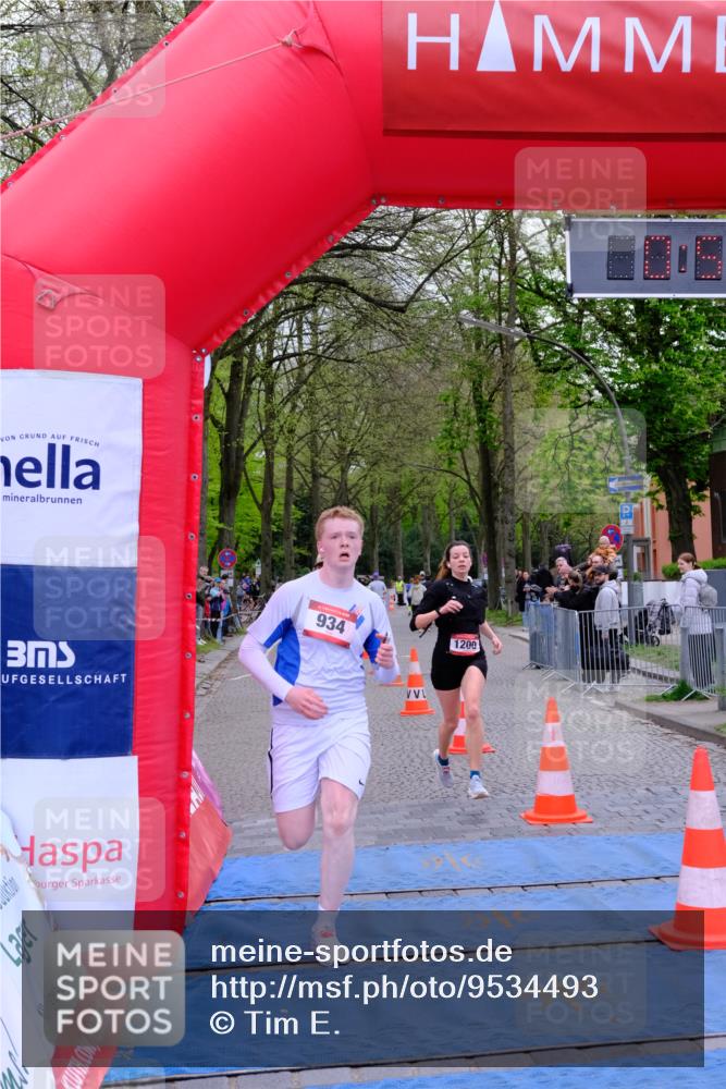 19.04.2026 - Hammer Lauf Tim E. http://msf.ph/oto/9534493 19.04.2026 10:40:07 Ziel 660, 934, 1200, 1794 meine-sportfotos.de
