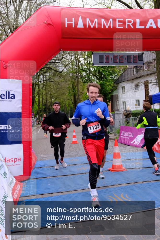 19.04.2026 - Hammer Lauf Tim E. http://msf.ph/oto/9534527 19.04.2026 10:40:21 Ziel 178, 343, 891, 1124, 1133, 1304, 1872 meine-sportfotos.de