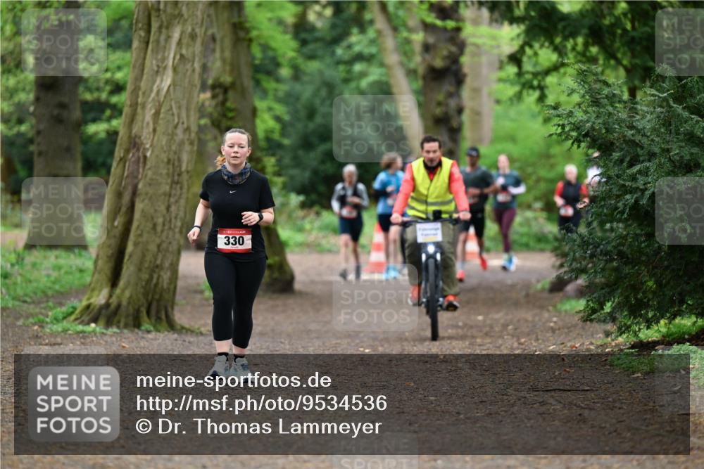 19.04.2026 - Hammer Lauf Dr. Thomas Lammeyer http://msf.ph/oto/9534536 19.04.2026 10:16:55 Laufen 330 meine-sportfotos.de