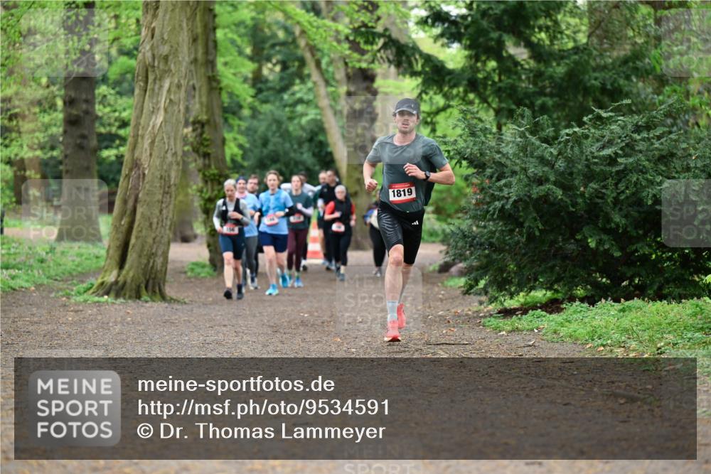 19.04.2026 - Hammer Lauf Dr. Thomas Lammeyer http://msf.ph/oto/9534591 19.04.2026 10:17:02 Laufen 1819 meine-sportfotos.de