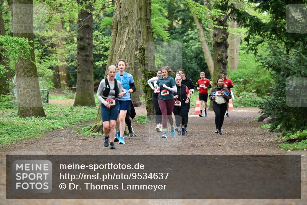 19.04.2026 - Hammer Lauf Dr. Thomas Lammeyer http://msf.ph/oto/9534637 19.04.2026 10:17:07 Laufen 210 meine-sportfotos.de