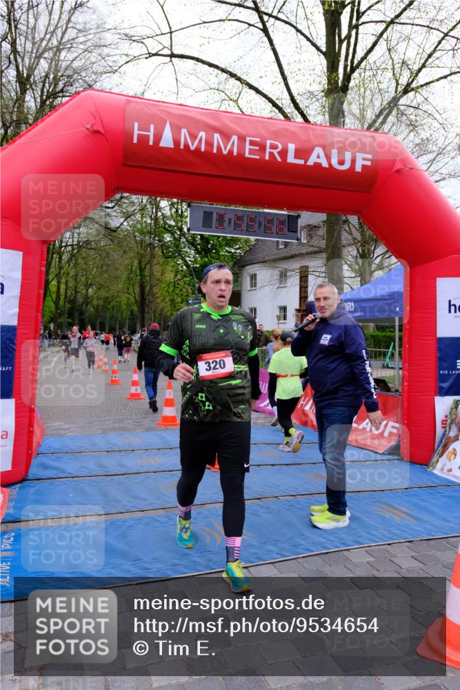 19.04.2026 - Hammer Lauf Tim E. http://msf.ph/oto/9534654 19.04.2026 10:41:04 Ziel 284, 300, 317, 320, 441, 584, 720, 877, 994, 1727 meine-sportfotos.de