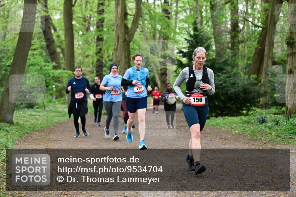 19.04.2026 - Hammer Lauf Dr. Thomas Lammeyer http://msf.ph/oto/9534704 19.04.2026 10:17:13 Laufen 187, 310, 186, 156 meine-sportfotos.de