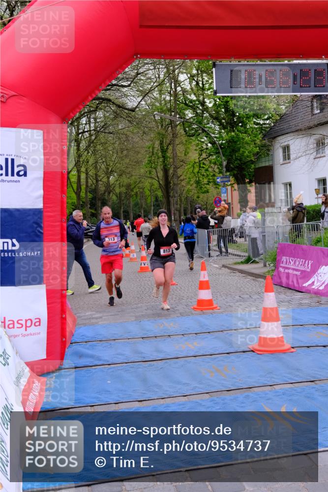 19.04.2026 - Hammer Lauf Tim E. http://msf.ph/oto/9534737 19.04.2026 10:41:31 Ziel 215, 273, 313, 813, 878 meine-sportfotos.de
