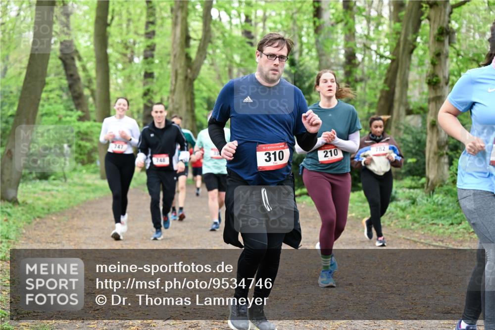 19.04.2026 - Hammer Lauf Dr. Thomas Lammeyer http://msf.ph/oto/9534746 19.04.2026 10:17:18 Laufen 748, 310, 210, 782 meine-sportfotos.de