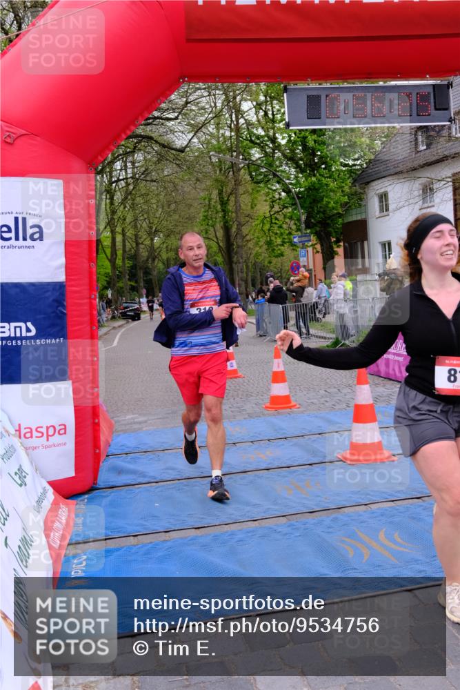 19.04.2026 - Hammer Lauf Tim E. http://msf.ph/oto/9534756 19.04.2026 10:41:32 Ziel 273, 313, 813, 878 meine-sportfotos.de