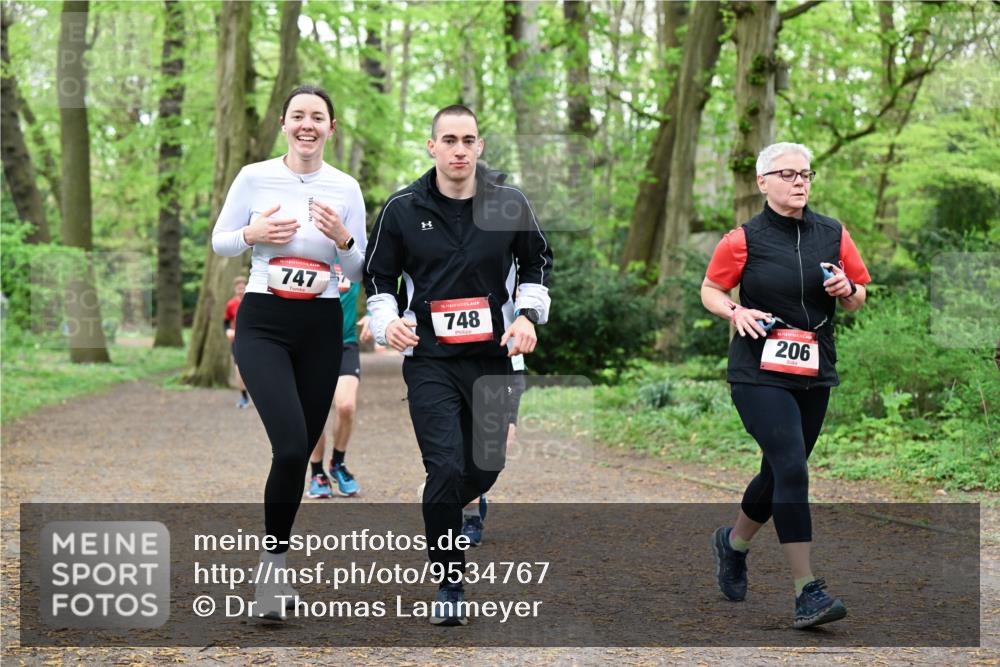 19.04.2026 - Hammer Lauf Dr. Thomas Lammeyer http://msf.ph/oto/9534767 19.04.2026 10:17:20 Laufen 747, 748, 206 meine-sportfotos.de