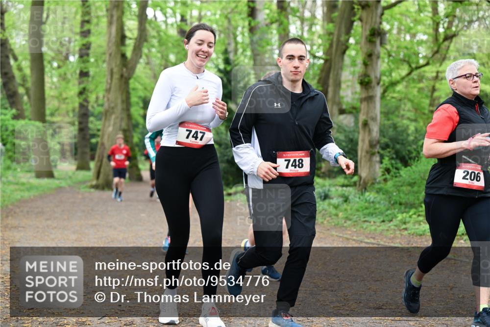 19.04.2026 - Hammer Lauf Dr. Thomas Lammeyer http://msf.ph/oto/9534776 19.04.2026 10:17:20 Laufen 747, 748, 206 meine-sportfotos.de