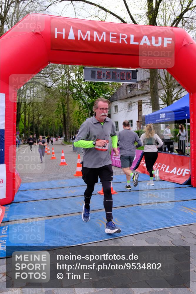 19.04.2026 - Hammer Lauf Tim E. http://msf.ph/oto/9534802 19.04.2026 10:42:08 Ziel 143, 260, 710, 1262, 1293, 1294 meine-sportfotos.de