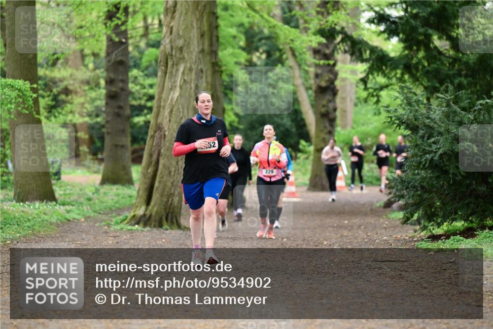 19.04.2026 - Hammer Lauf Dr. Thomas Lammeyer http://msf.ph/oto/9534902 19.04.2026 10:17:34 Laufen 229 meine-sportfotos.de