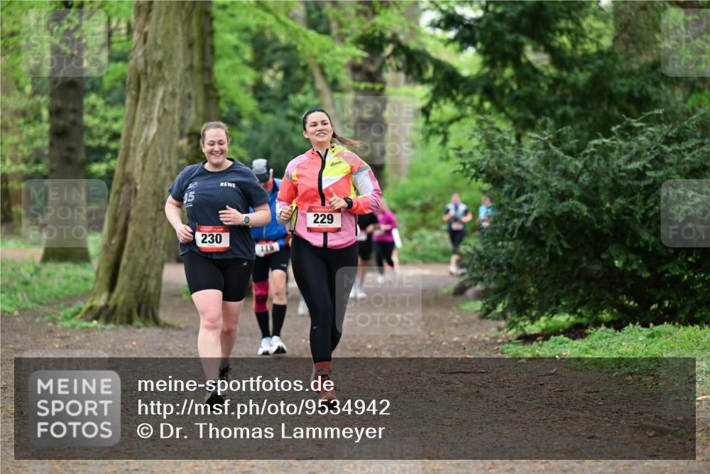 19.04.2026 - Hammer Lauf Dr. Thomas Lammeyer http://msf.ph/oto/9534942 19.04.2026 10:17:40 Laufen 230, 119, 229 meine-sportfotos.de