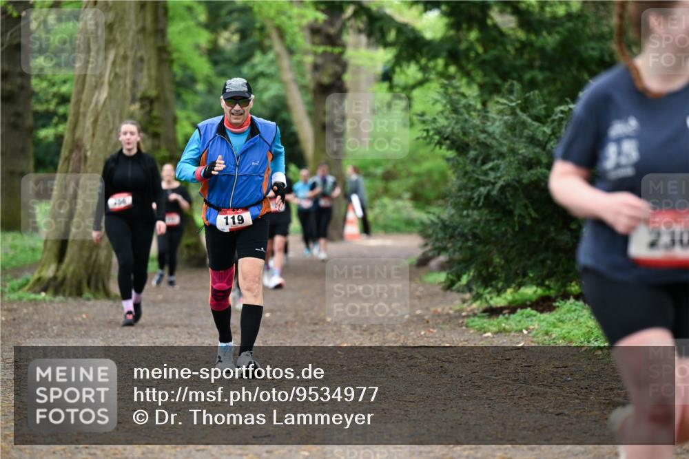 19.04.2026 - Hammer Lauf Dr. Thomas Lammeyer http://msf.ph/oto/9534977 19.04.2026 10:17:44 Laufen 119, 131, 230 meine-sportfotos.de