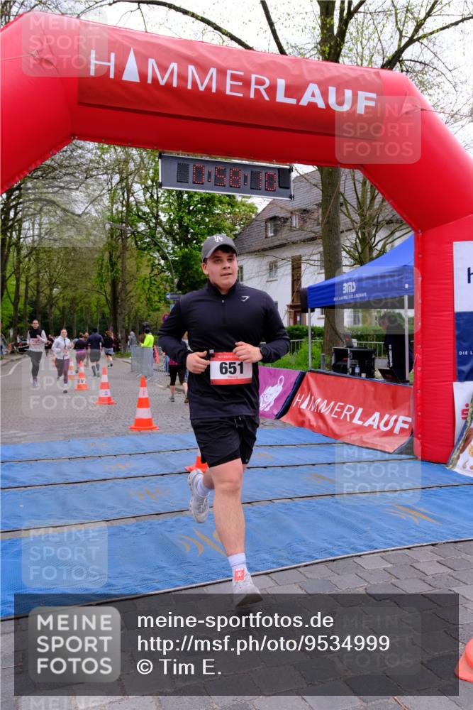 19.04.2026 - Hammer Lauf Tim E. http://msf.ph/oto/9534999 19.04.2026 10:43:18 Ziel 651, 786, 1053, 1356, 1774, 1921 meine-sportfotos.de