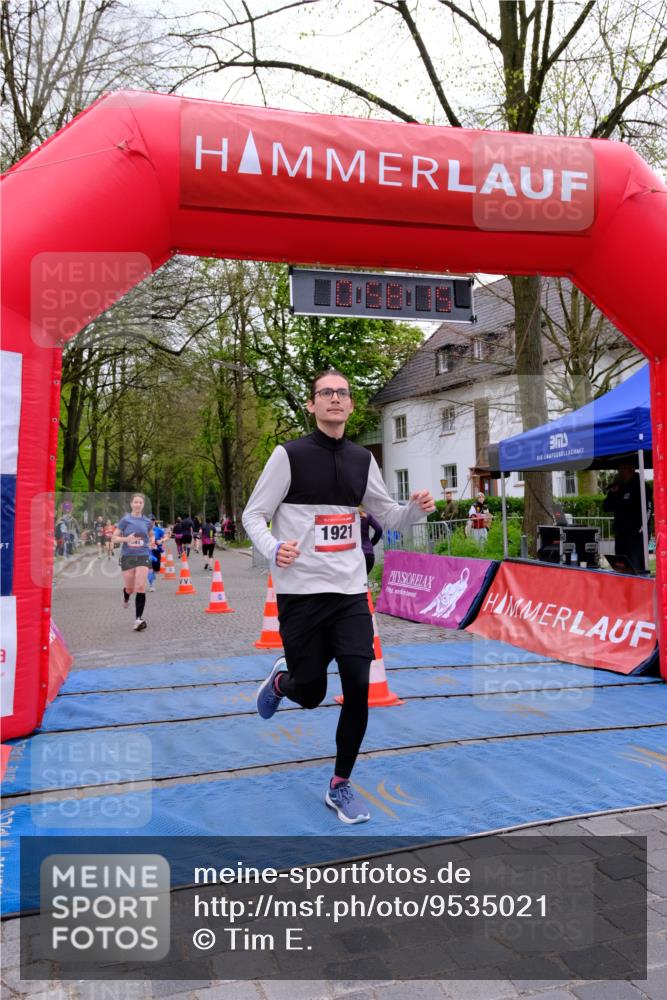 19.04.2026 - Hammer Lauf Tim E. http://msf.ph/oto/9535021 19.04.2026 10:43:22 Ziel 544, 651, 786, 955, 1356, 1921 meine-sportfotos.de