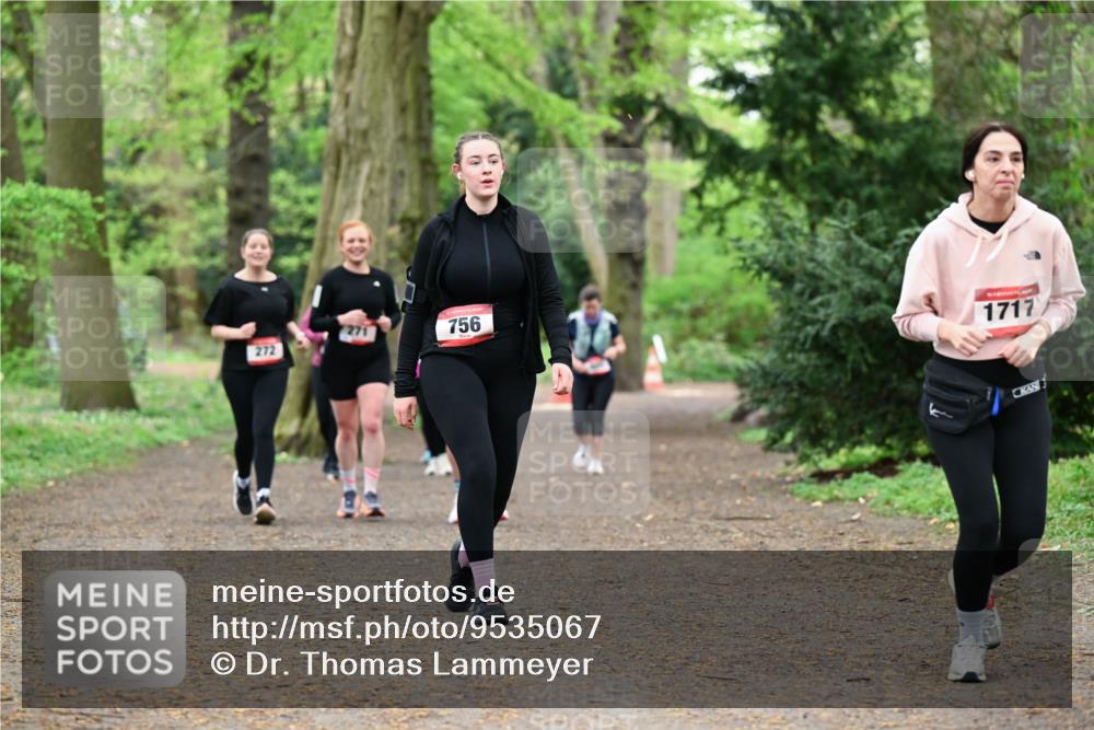 19.04.2026 - Hammer Lauf Dr. Thomas Lammeyer http://msf.ph/oto/9535067 19.04.2026 10:17:52 Laufen 756, 272, 1717 meine-sportfotos.de