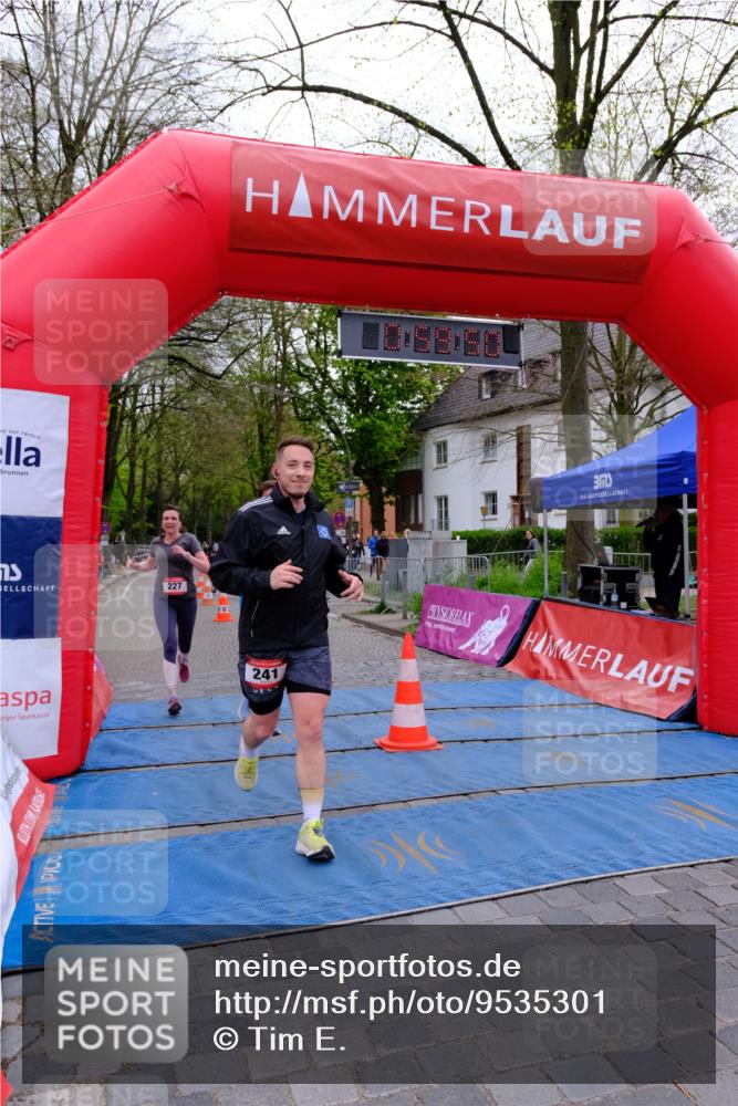 19.04.2026 - Hammer Lauf Tim E. http://msf.ph/oto/9535301 19.04.2026 10:44:58 Ziel 227, 241, 324, 325, 1008, 1215, 1684 meine-sportfotos.de