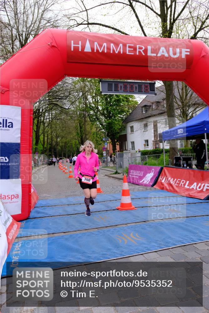 19.04.2026 - Hammer Lauf Tim E. http://msf.ph/oto/9535352 19.04.2026 10:45:26 Ziel 760 meine-sportfotos.de