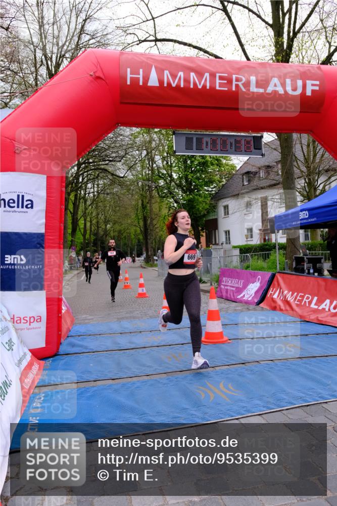 19.04.2026 - Hammer Lauf Tim E. http://msf.ph/oto/9535399 19.04.2026 10:45:46 Ziel 669, 716, 783, 957, 1793 meine-sportfotos.de
