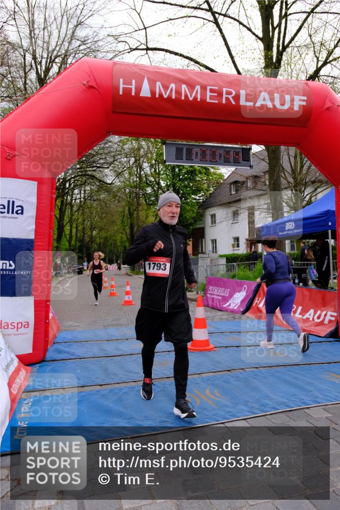 19.04.2026 - Hammer Lauf Tim E. http://msf.ph/oto/9535424 19.04.2026 10:45:52 Ziel 310, 334, 747, 748, 783, 963, 1303, 1793 meine-sportfotos.de