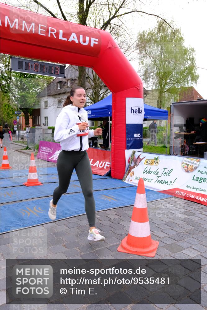 19.04.2026 - Hammer Lauf Tim E. http://msf.ph/oto/9535481 19.04.2026 10:46:21 Ziel 272, 652, 667, 1074, 1214, 1696, 1783, 1799 meine-sportfotos.de