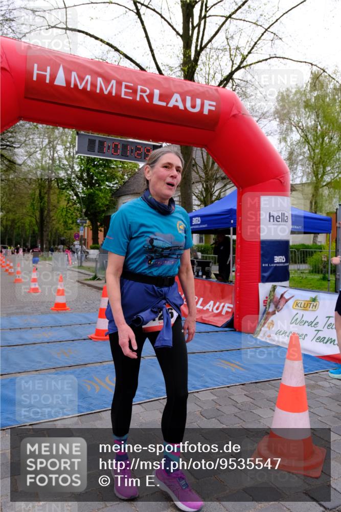 19.04.2026 - Hammer Lauf Tim E. http://msf.ph/oto/9535547 19.04.2026 10:46:37 Ziel 126, 186, 187 meine-sportfotos.de