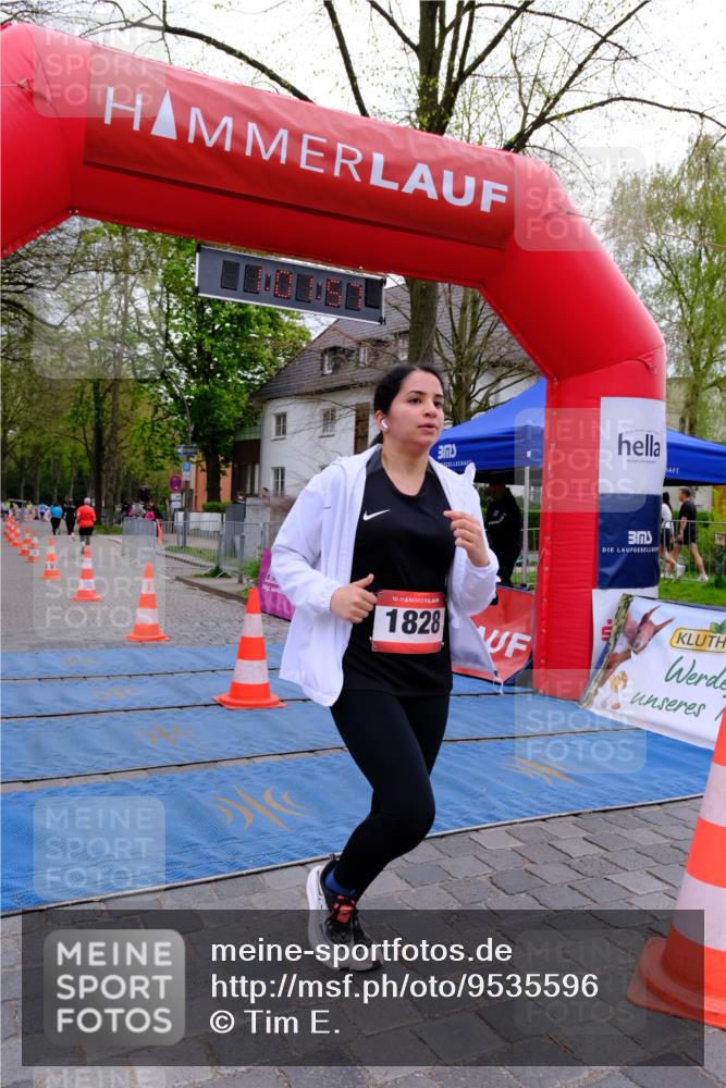 19.04.2026 - Hammer Lauf Tim E. http://msf.ph/oto/9535596 19.04.2026 10:47:05 Ziel 1828 meine-sportfotos.de