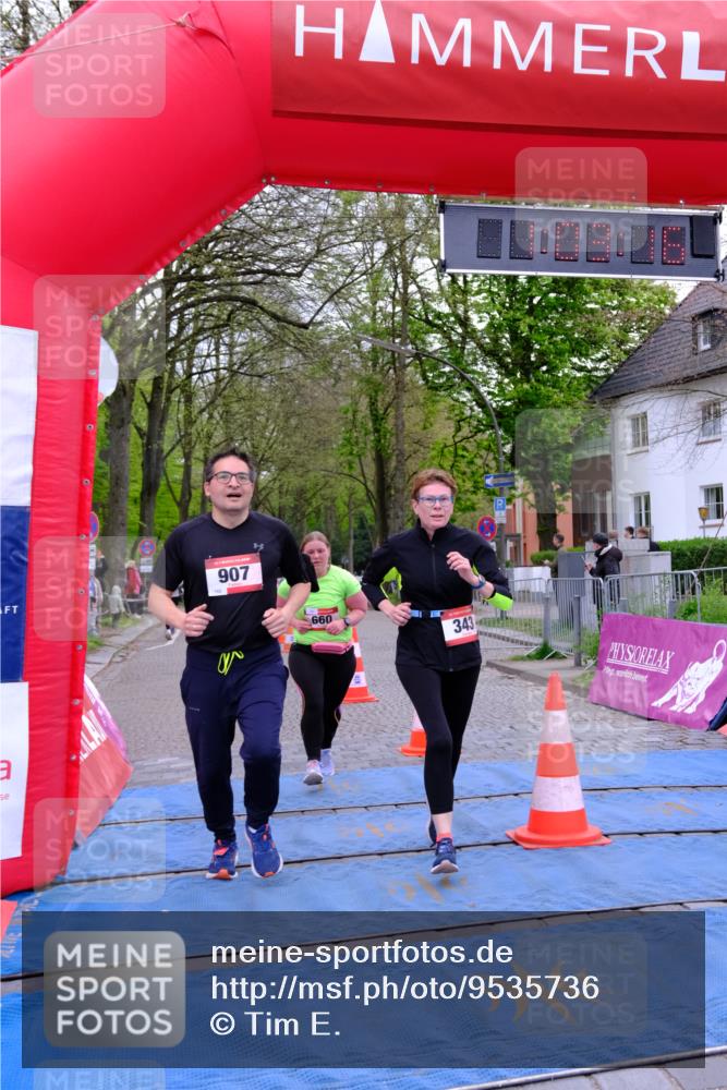 19.04.2026 - Hammer Lauf Tim E. http://msf.ph/oto/9535736 19.04.2026 10:48:24 Ziel 148, 343, 660, 715, 907 meine-sportfotos.de