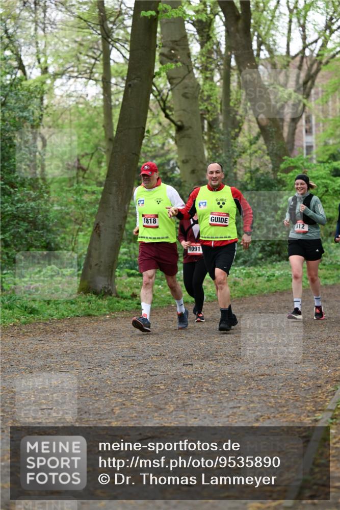 19.04.2026 - Hammer Lauf Dr. Thomas Lammeyer http://msf.ph/oto/9535890 19.04.2026 10:20:33 Laufen 1818, 1091, 612 meine-sportfotos.de