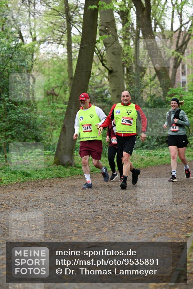 19.04.2026 - Hammer Lauf Dr. Thomas Lammeyer http://msf.ph/oto/9535891 19.04.2026 10:20:33 Laufen 1818, 109, 612 meine-sportfotos.de