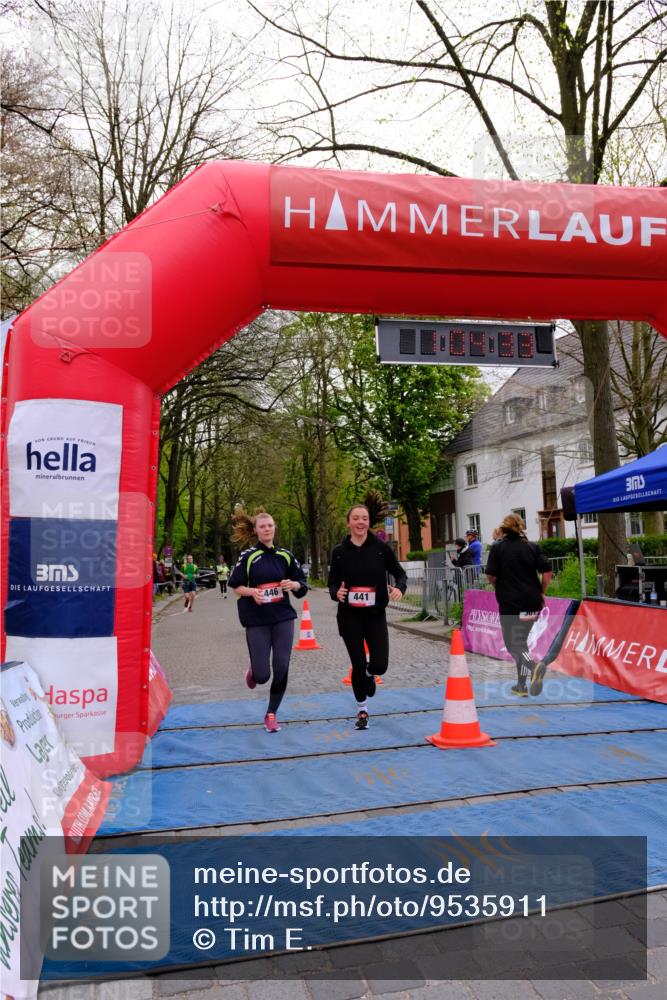 19.04.2026 - Hammer Lauf Tim E. http://msf.ph/oto/9535911 19.04.2026 10:49:41 Ziel 248, 273, 301, 441, 1293, 1294 meine-sportfotos.de