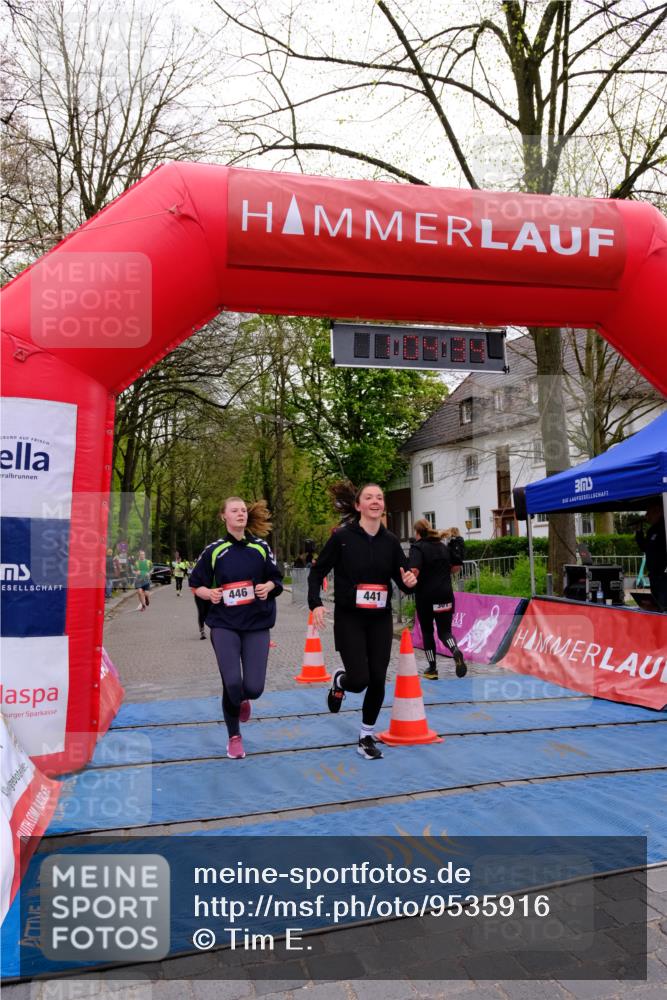 19.04.2026 - Hammer Lauf Tim E. http://msf.ph/oto/9535916 19.04.2026 10:49:42 Ziel 248, 273, 301, 441, 1293, 1294 meine-sportfotos.de