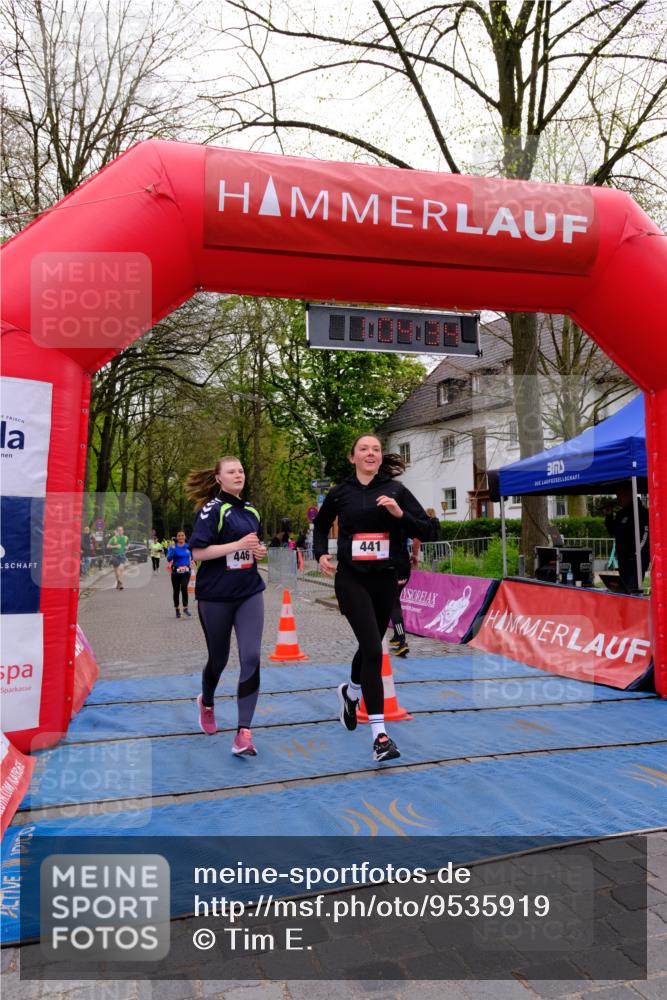 19.04.2026 - Hammer Lauf Tim E. http://msf.ph/oto/9535919 19.04.2026 10:49:42 Ziel 248, 273, 301, 441, 1293, 1294 meine-sportfotos.de