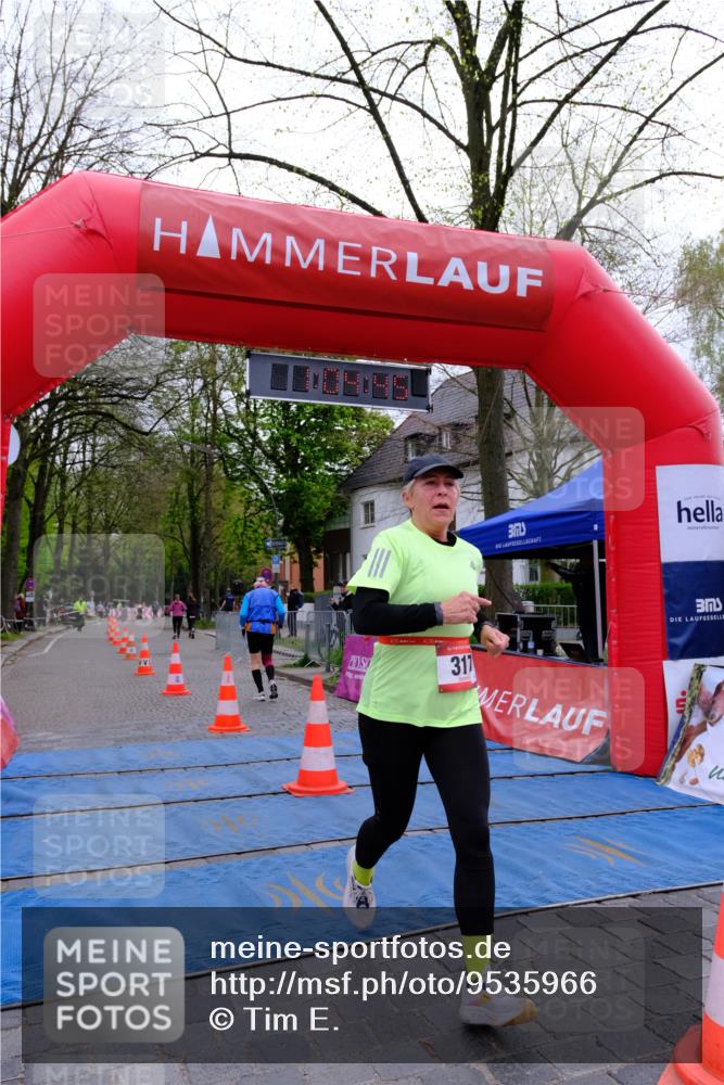 19.04.2026 - Hammer Lauf Tim E. http://msf.ph/oto/9535966 19.04.2026 10:49:53 Ziel 119, 317, 344 meine-sportfotos.de