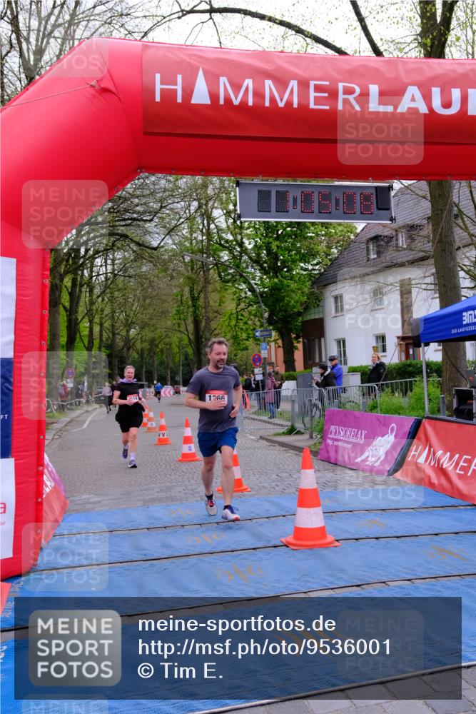 19.04.2026 - Hammer Lauf Tim E. http://msf.ph/oto/9536001 19.04.2026 10:50:16 Ziel 401, 1114, 1266 meine-sportfotos.de