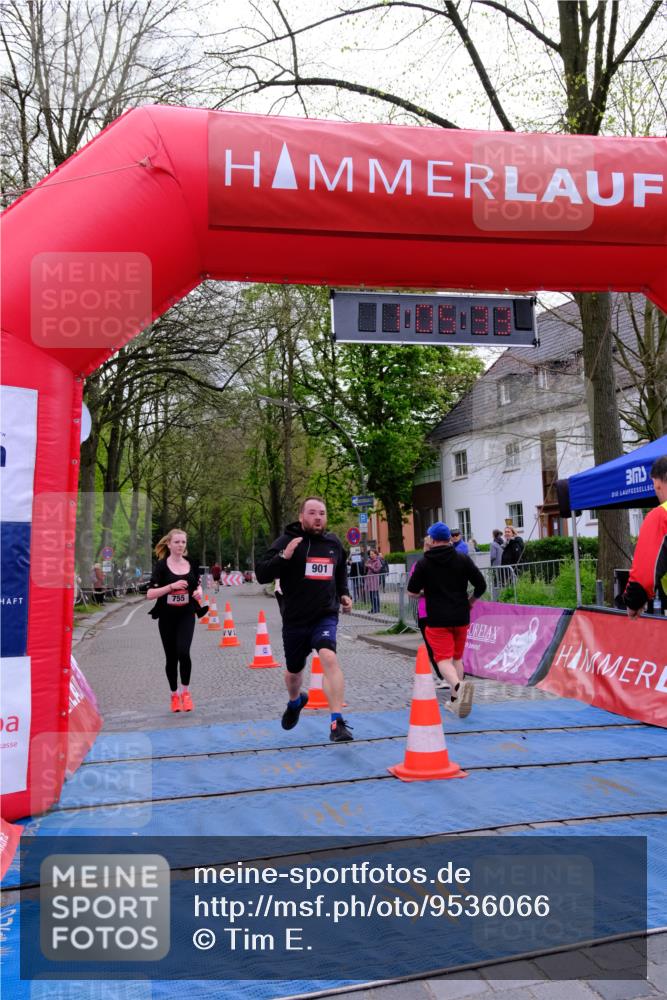 19.04.2026 - Hammer Lauf Tim E. http://msf.ph/oto/9536066 19.04.2026 10:50:41 Ziel 249, 312, 755, 901, 1818, 1851 meine-sportfotos.de
